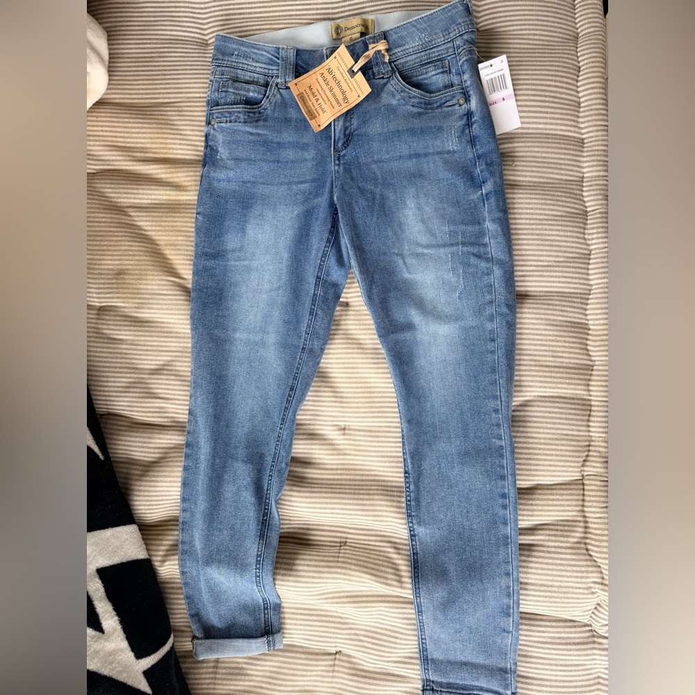 NWT Democracy skinny Blue Jeans